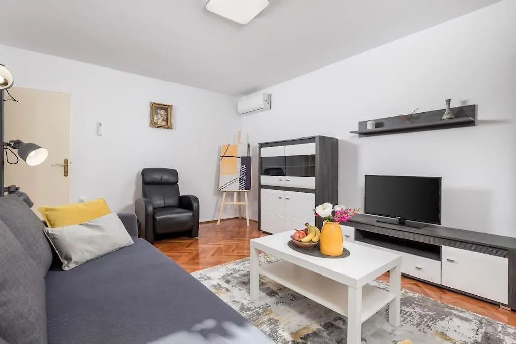 Apartman Teta Anka Opatija 0*,  Croatia